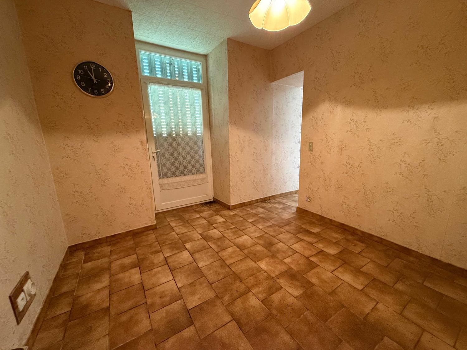  te koop dorpsboerderij Confracourt Haute-Saône 9