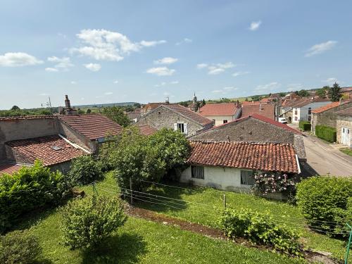  te koop dorpsboerderij Voisey Haute-Marne 16