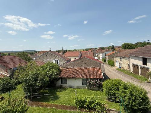  te koop dorpsboerderij Voisey Haute-Marne 17