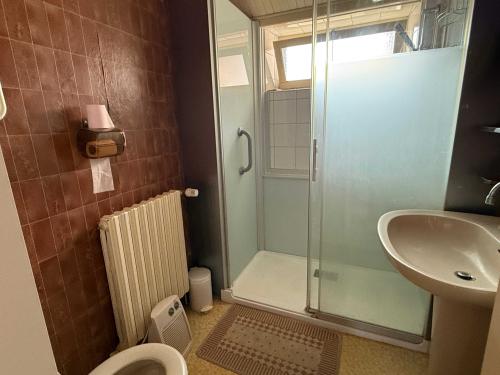  te koop dorpsboerderij Voisey Haute-Marne 18