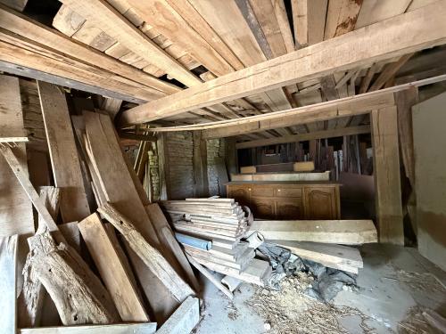  te koop dorpsboerderij Confracourt Haute-Saône 25