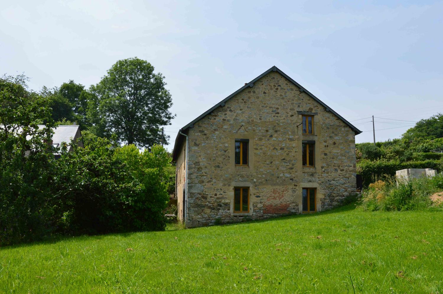  te koop dorpshuis Arleuf Nièvre 6