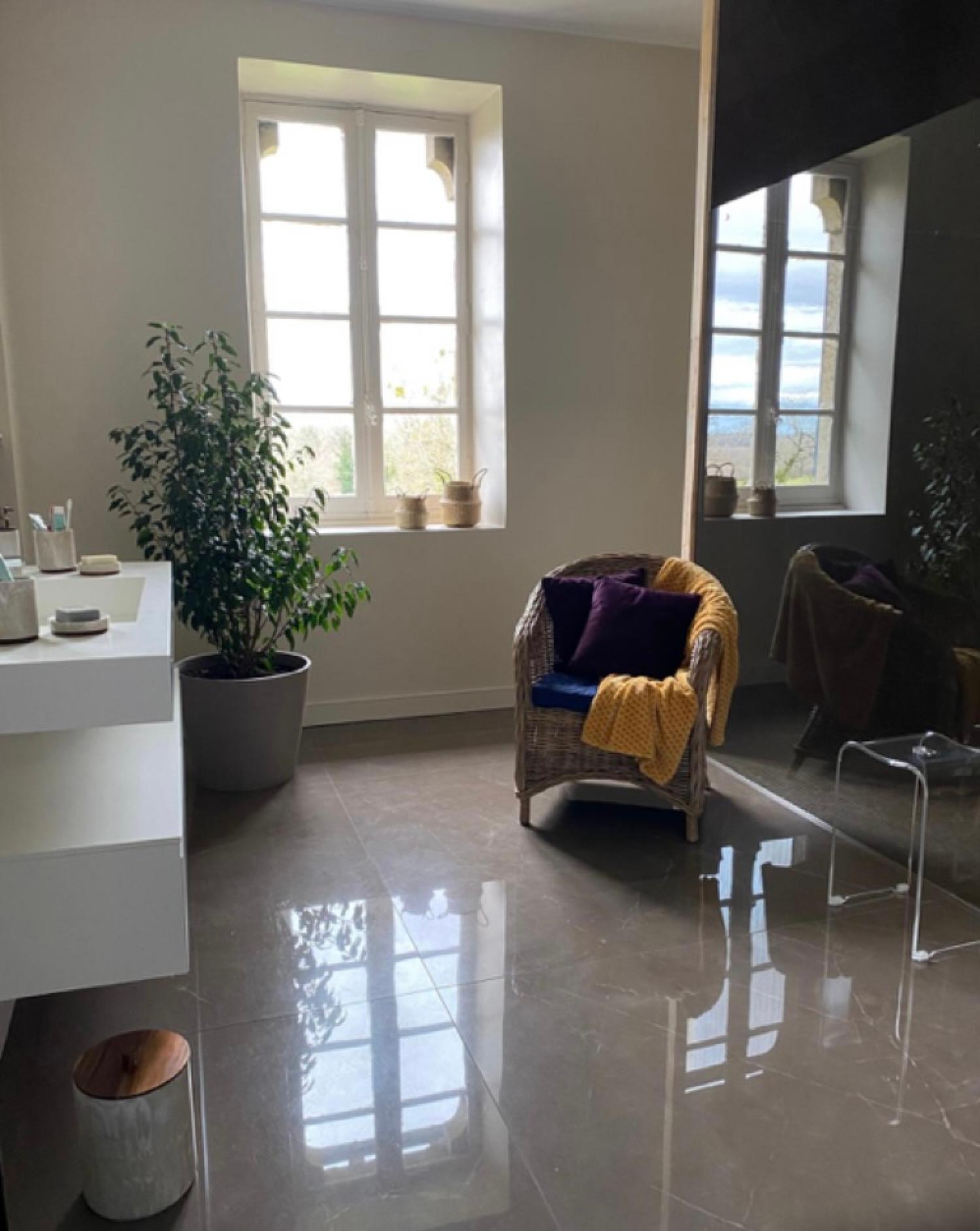  te koop herenhuis Saint-Honoré-Les-Bains Nièvre 22