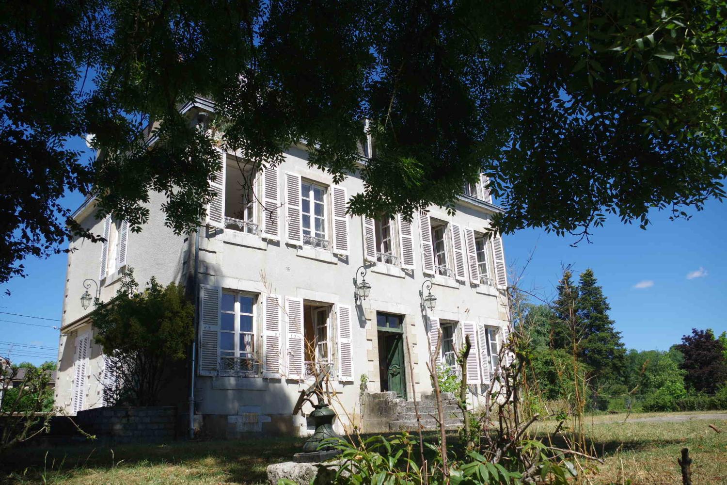  te koop herenhuis Châtillon-en-Bazois Nièvre 1