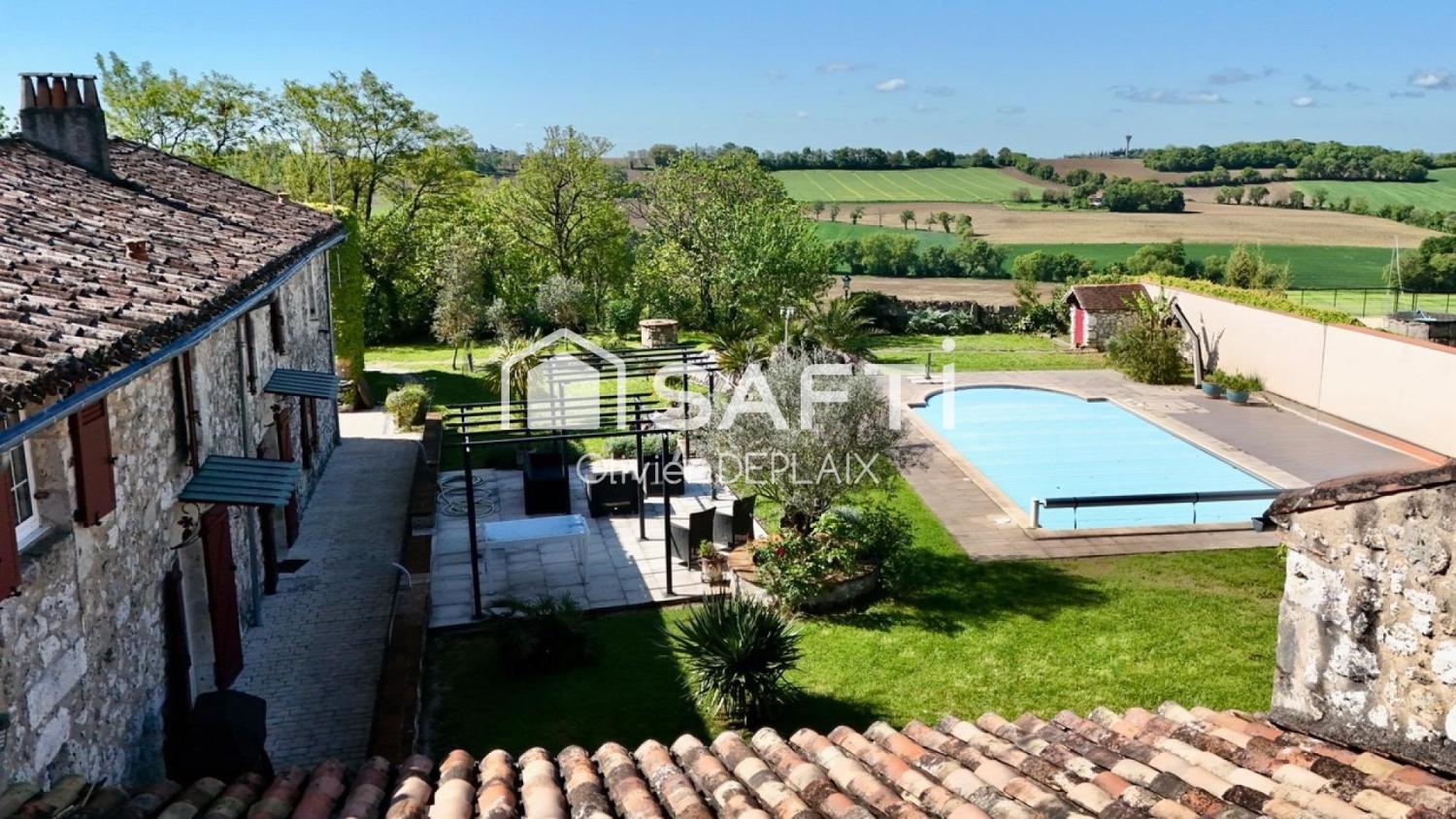 te koop landgoed Espiens Lot-et-Garonne 1