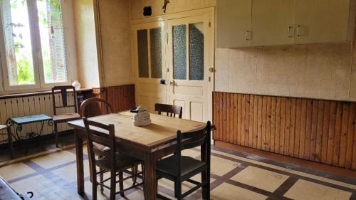  te koop dorpsboerderij Confracourt Haute-Saône 5