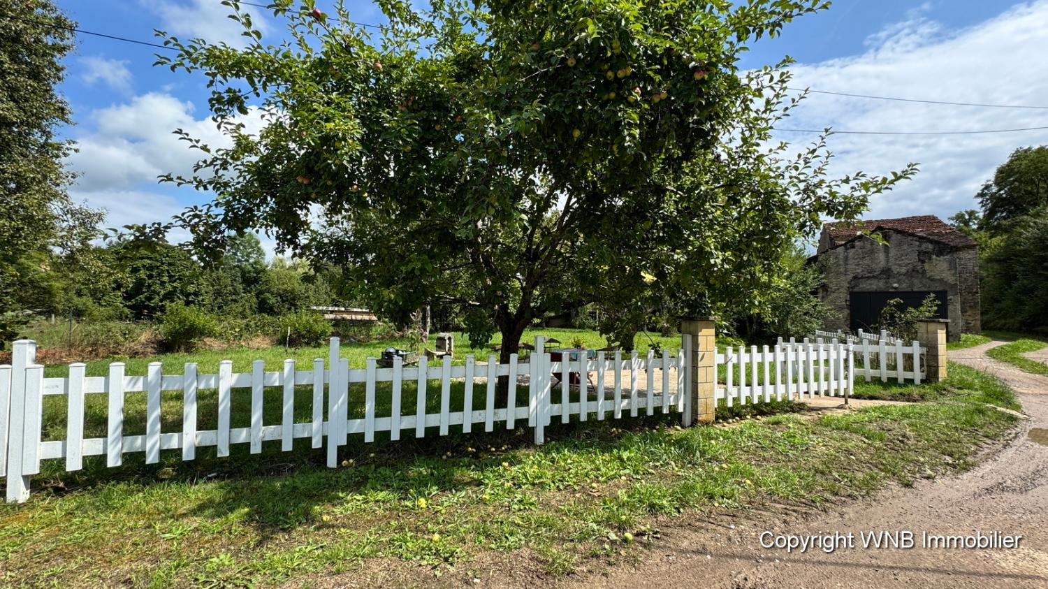  te koop dorpsboerderij Melincourt Haute-Saône 2