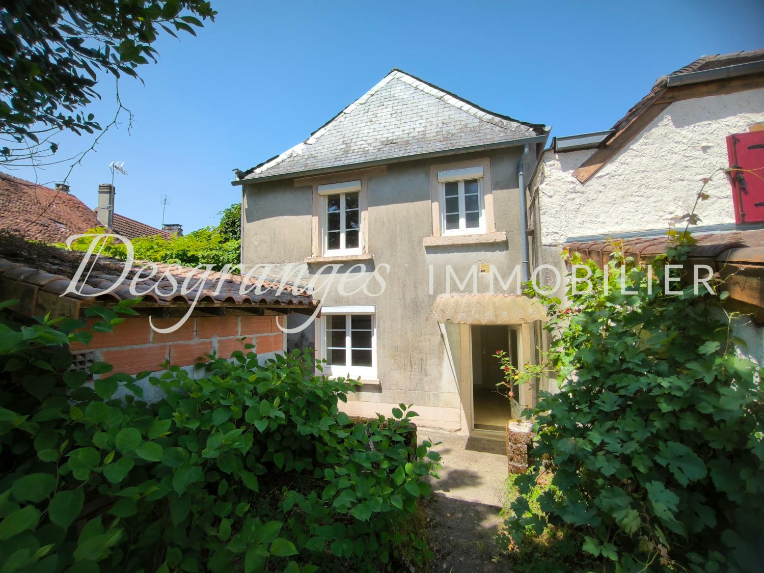  te koop stadshuis Payzac Dordogne 2