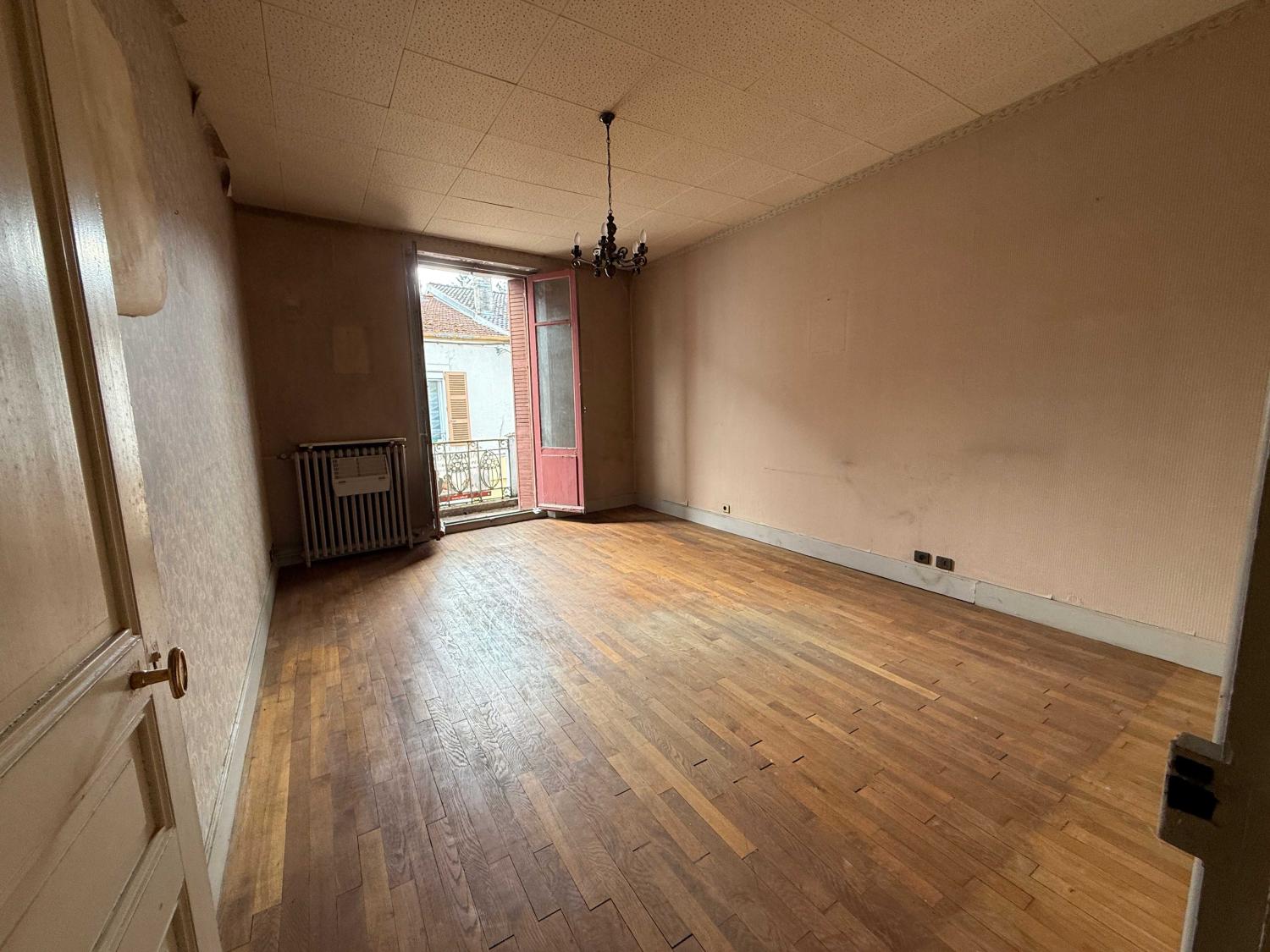  te koop stadshuis Bourbonne-les-Bains Haute-Marne 21