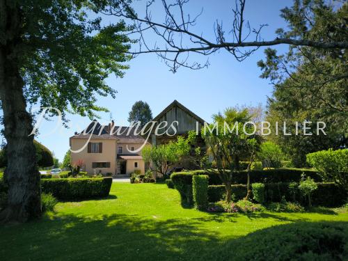  te koop landgoed Hautefort Dordogne 23