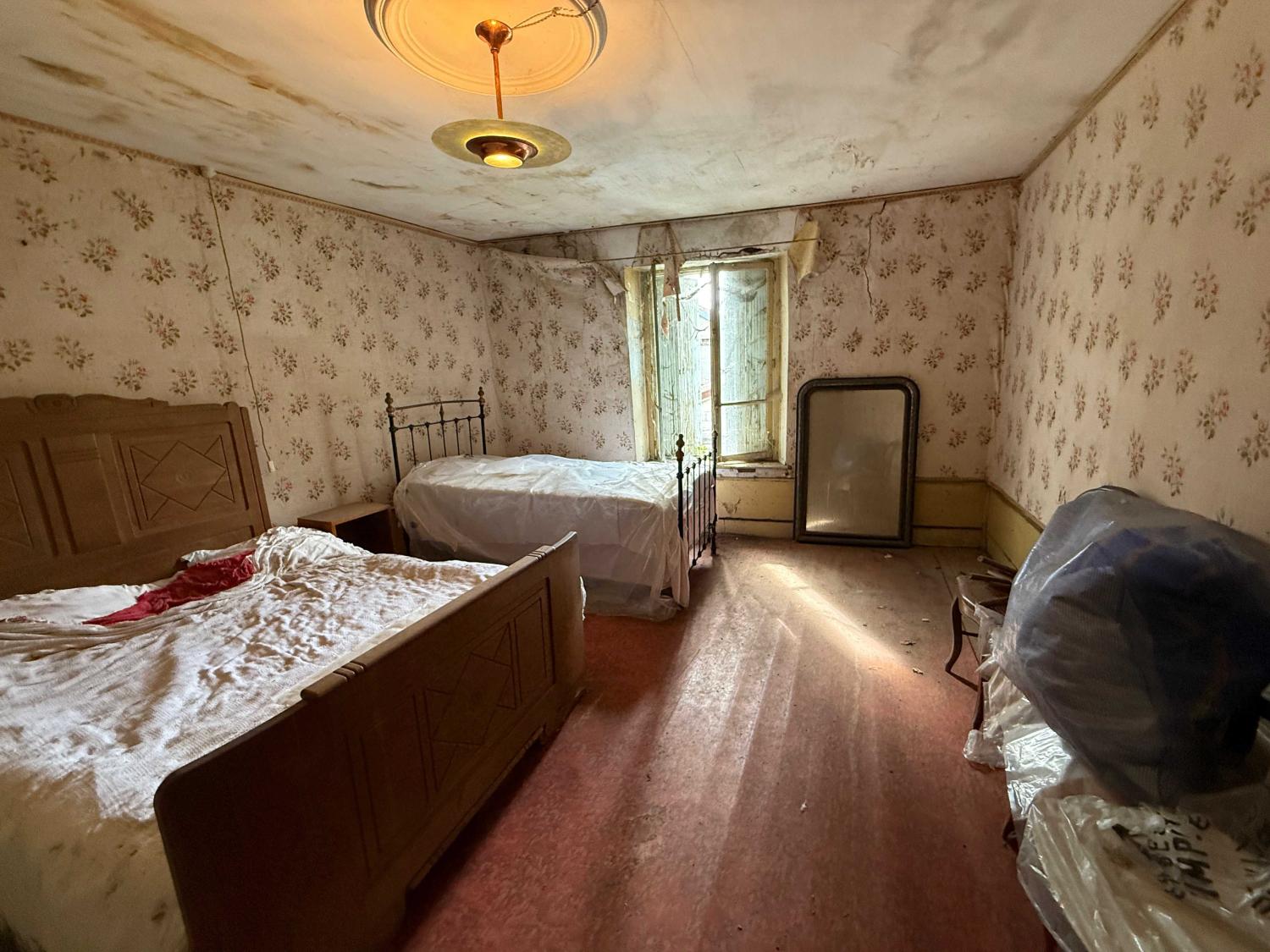  te koop dorpsboerderij Jussey Haute-Saône 22