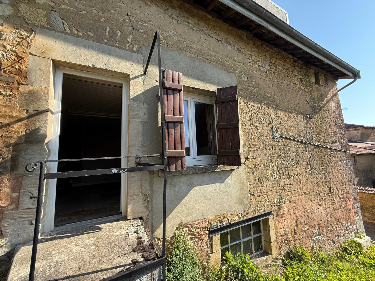  te koop dorpshuis Doulevant-le-Château Haute-Marne 31