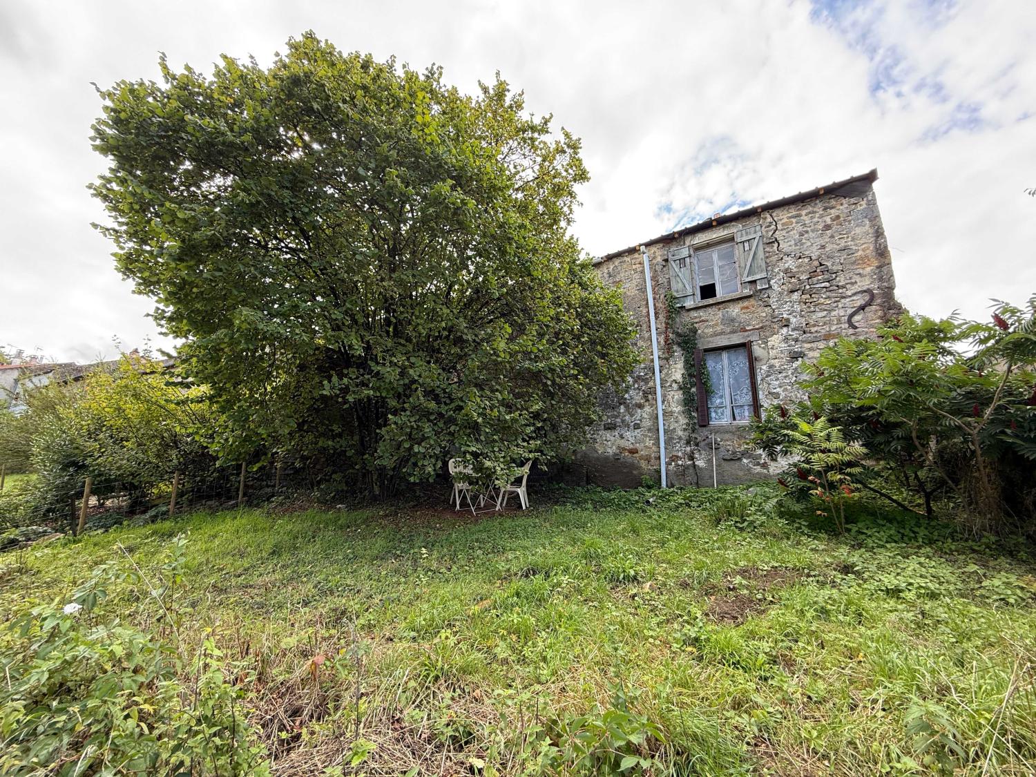  te koop dorpsboerderij Bourbonne-les-Bains Haute-Marne 26