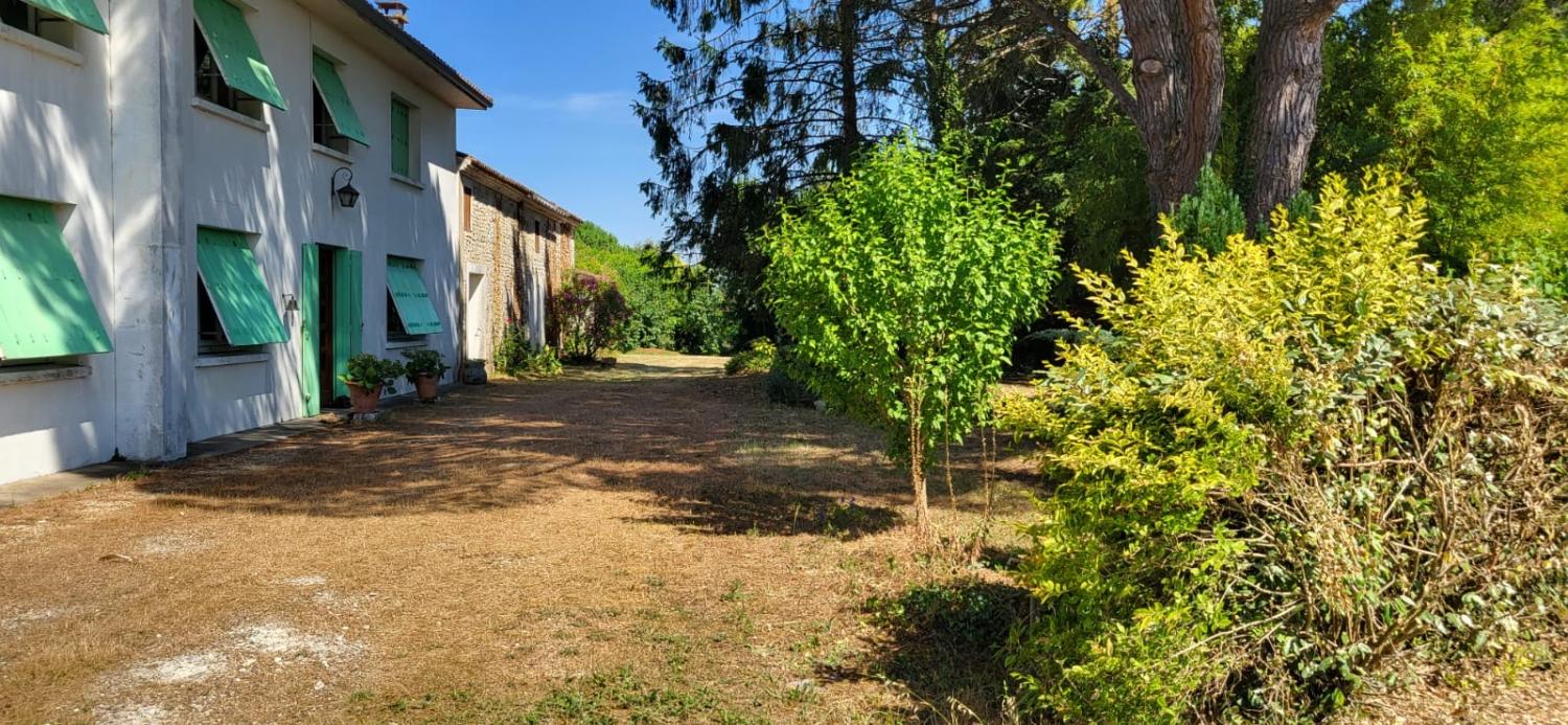  te koop huis Saint-André-de-Lidon Charente-Maritime 2