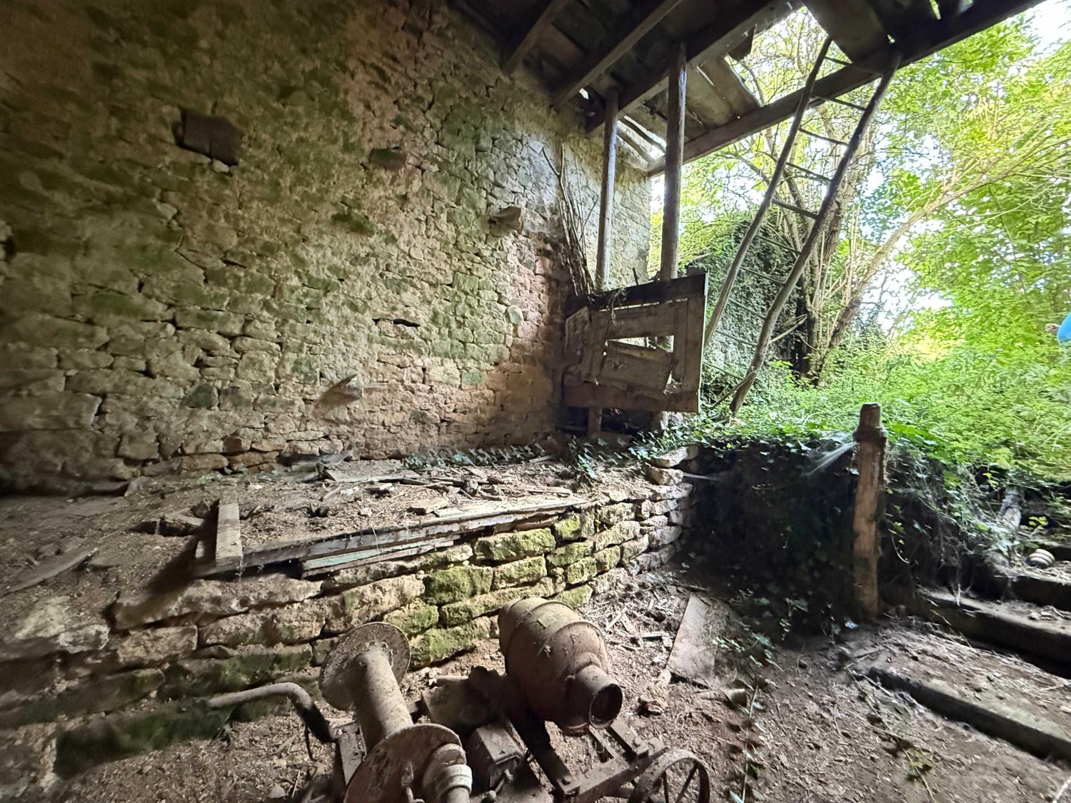  te koop dorpsboerderij Jussey Haute-Saône 11