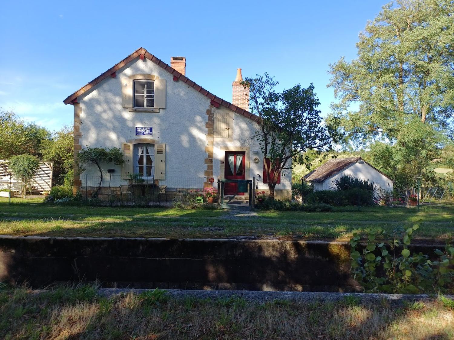  te koop huis Épineuil-le-Fleuriel Cher 7