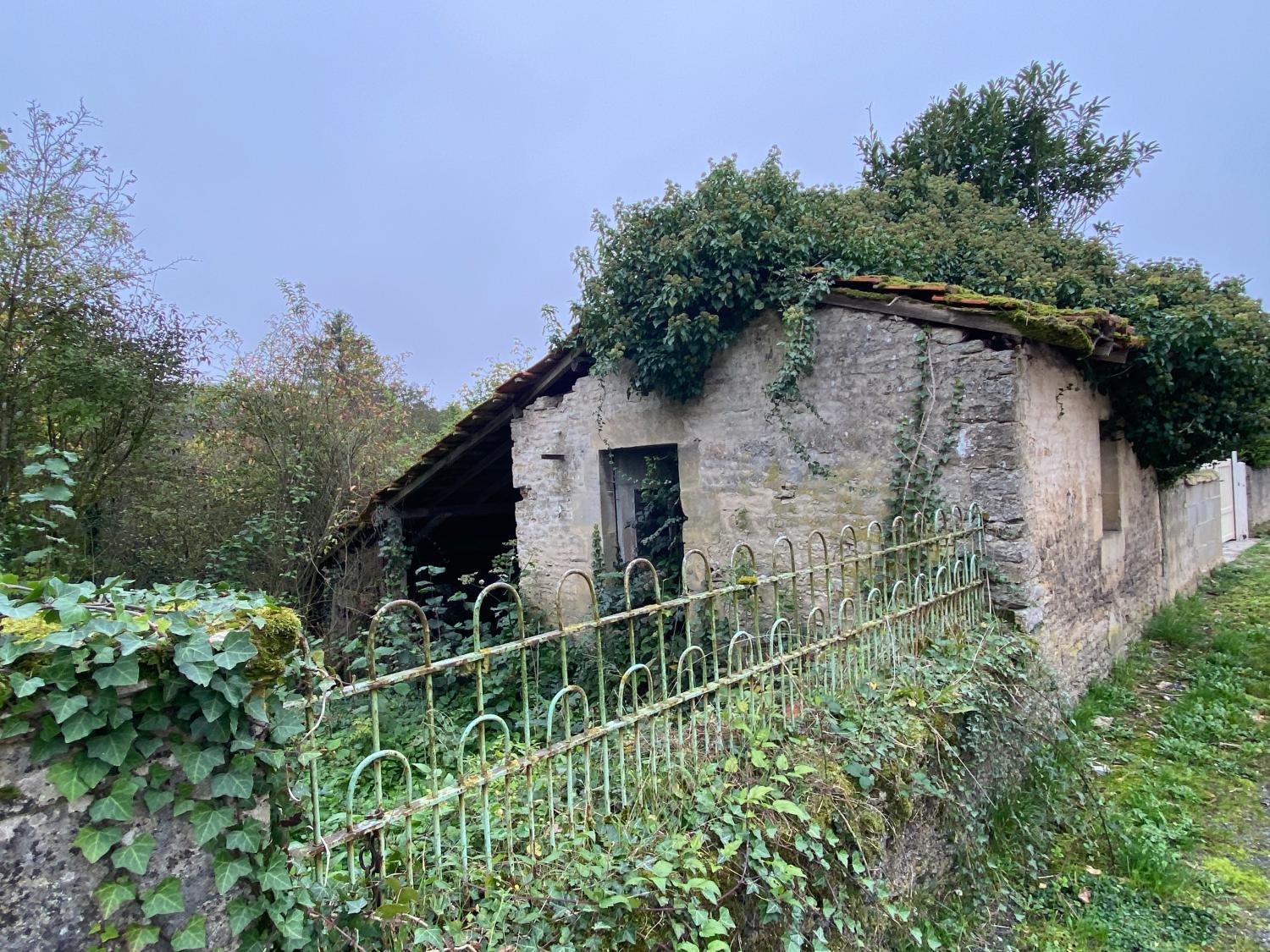  te koop dorpshuis Donjeux Haute-Marne 2