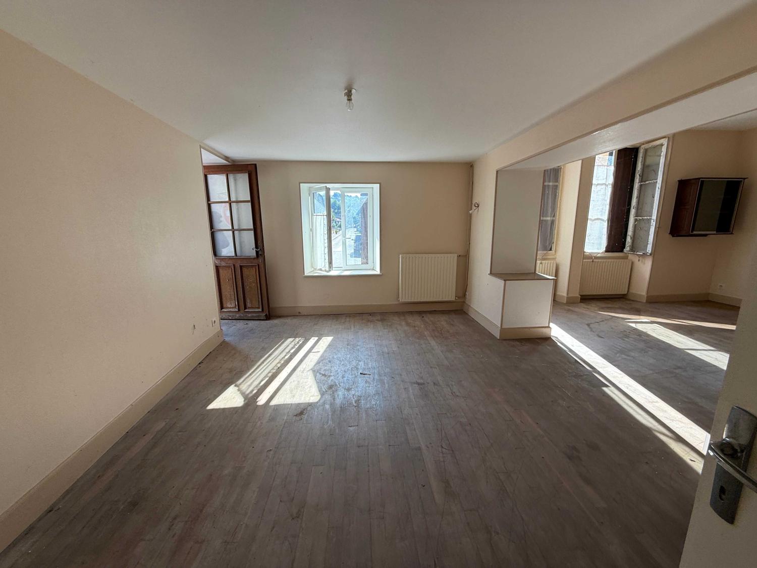  te koop dorpshuis Doulevant-le-Château Haute-Marne 33