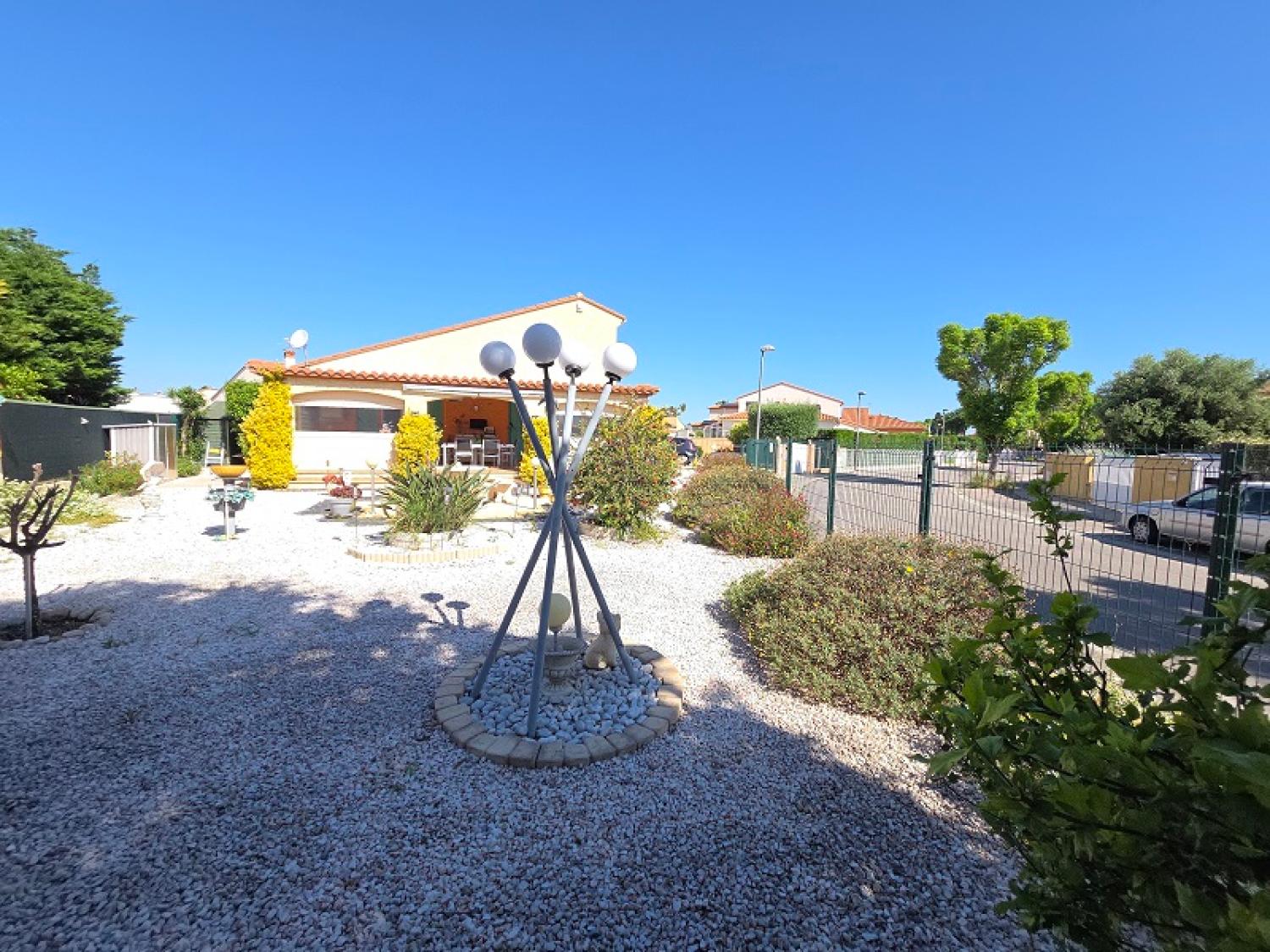 te koop villa Saint-Laurent-de-la-Salanque Pyrénées-Orientales 2