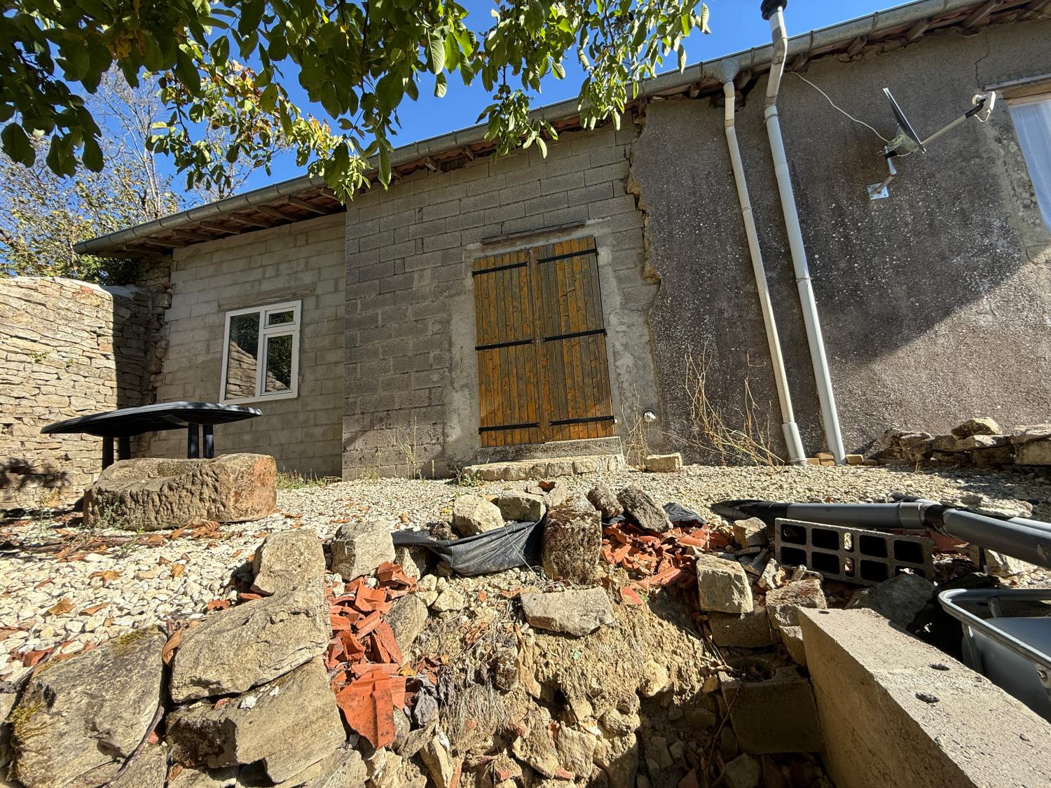  te koop dorpshuis Montcourt Haute-Saône 28