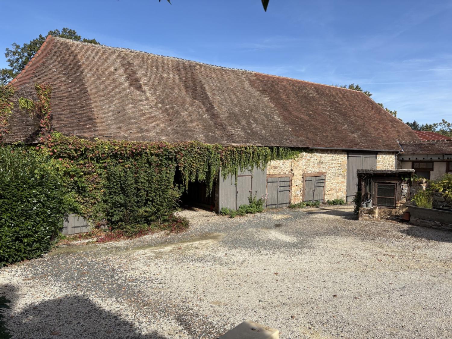 te koop huis met gîte Meuzac Haute-Vienne 39