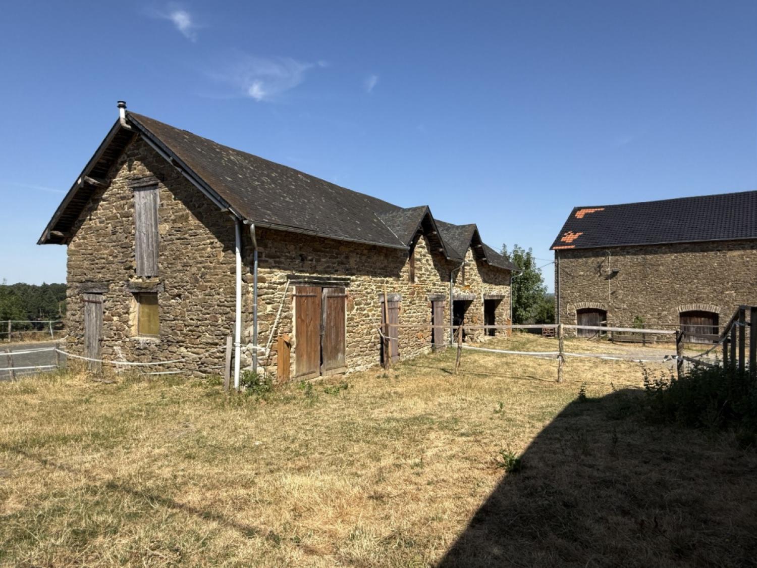 te koop boerderij Saint-Pardoux-Corbier Corrèze 3