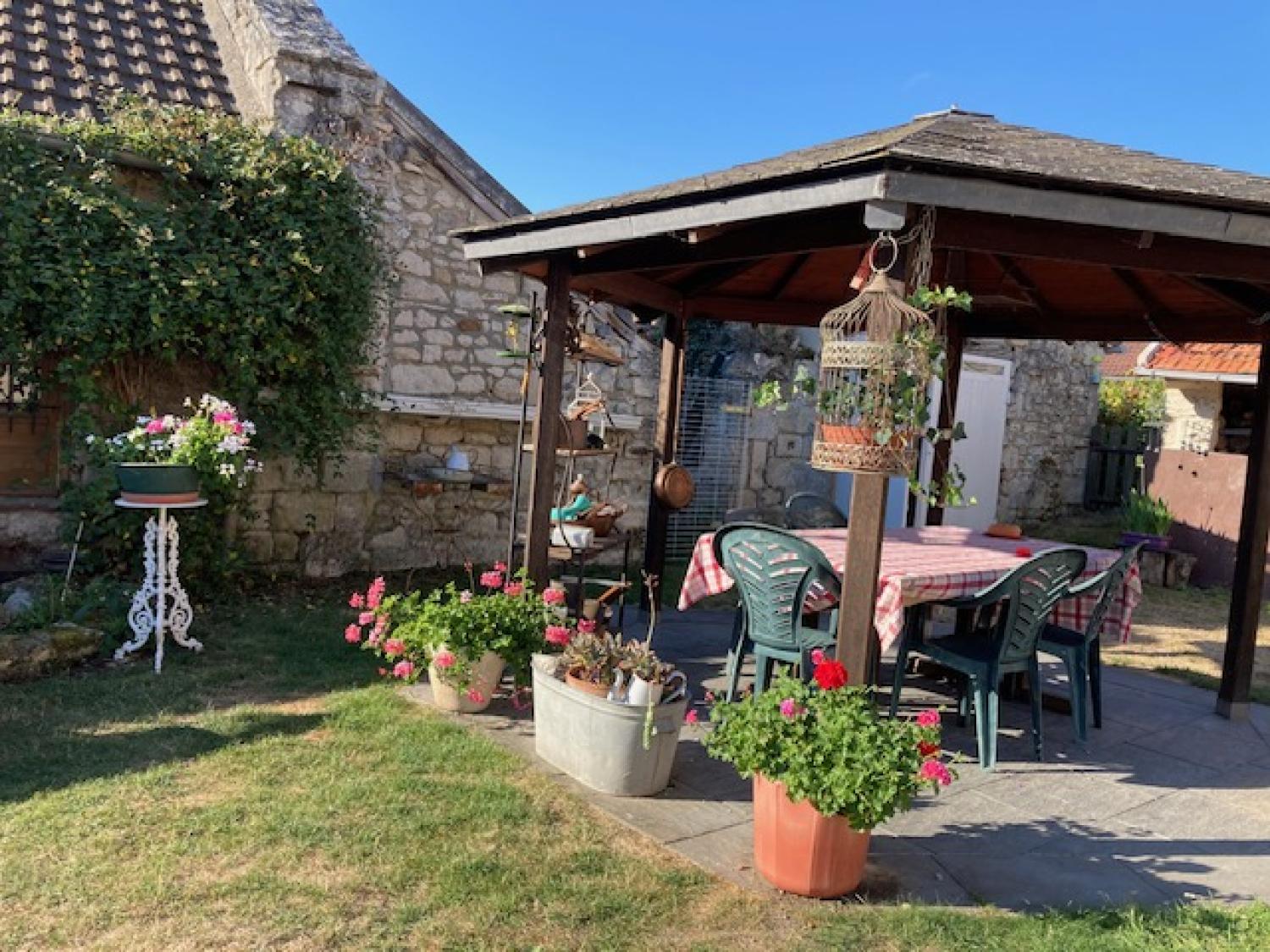 te koop huis met gîte Vez Oise 14