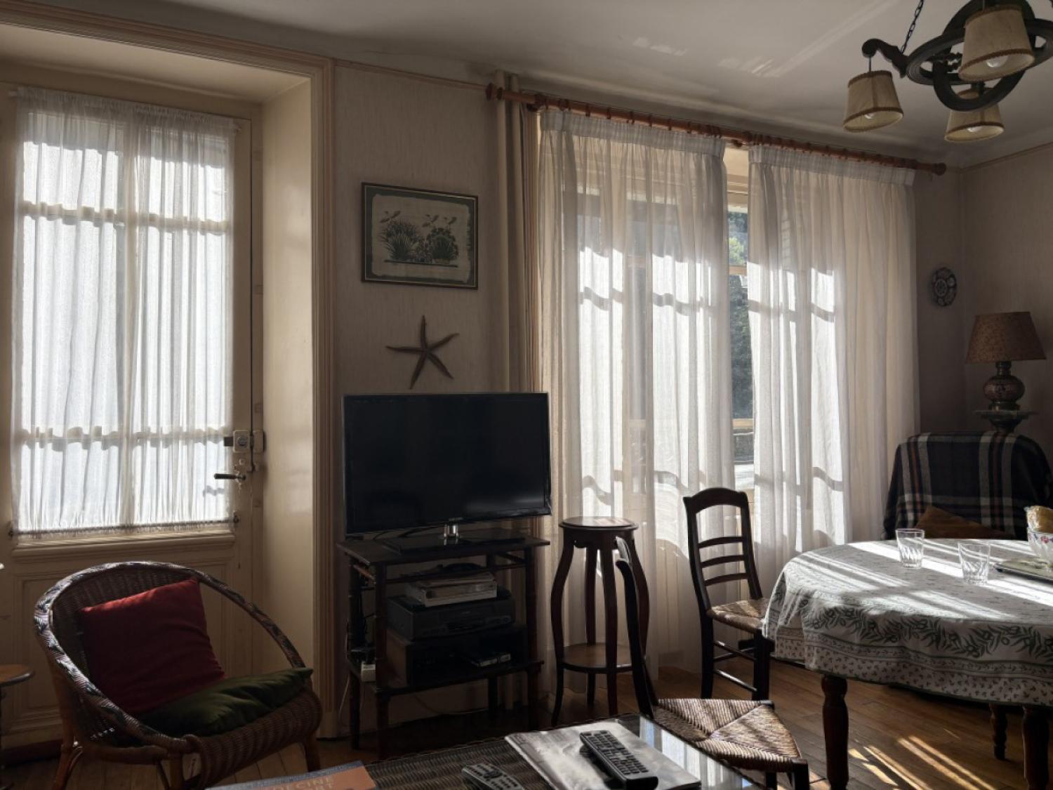 te koop dorpshuis Ségur-le-Château Corrèze 15
