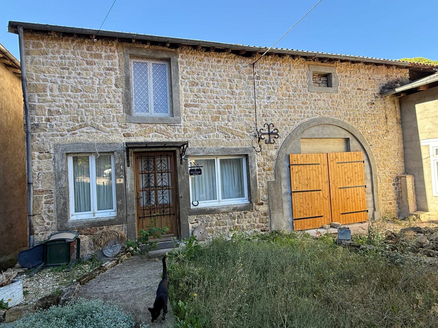 te koop dorpshuis Montcourt Haute-Saône 1