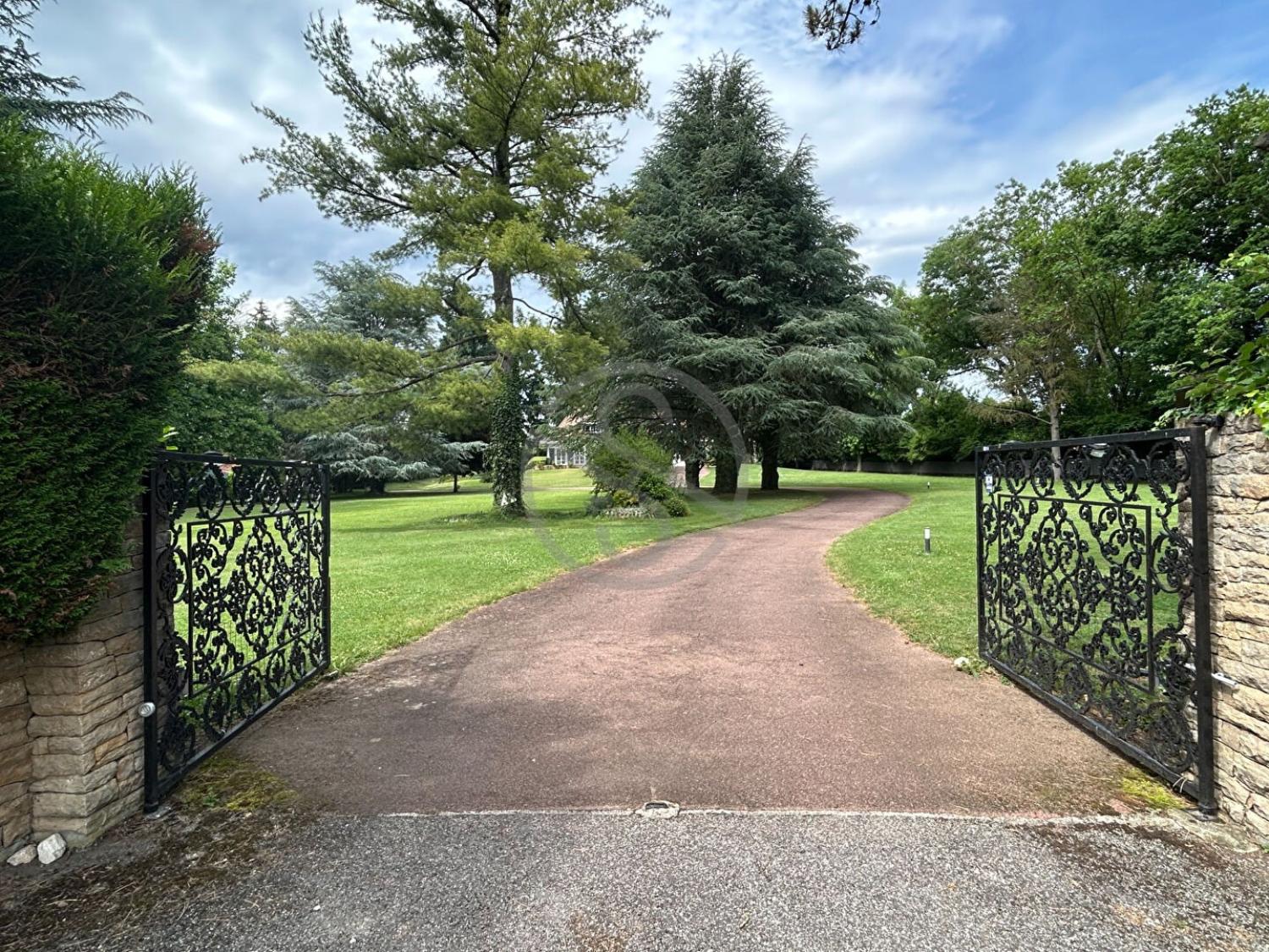  te koop landgoed Mottier Isère 2