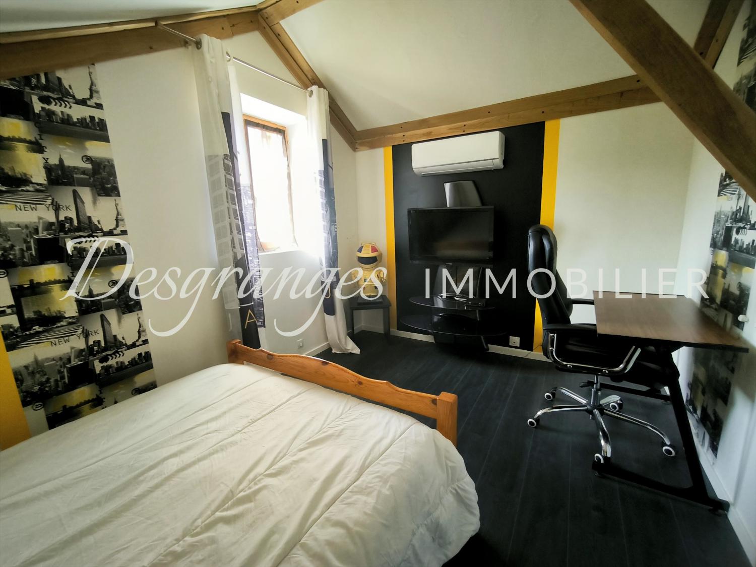  te koop vrijstaand Saint-Cyr-les-Champagnes Dordogne 17