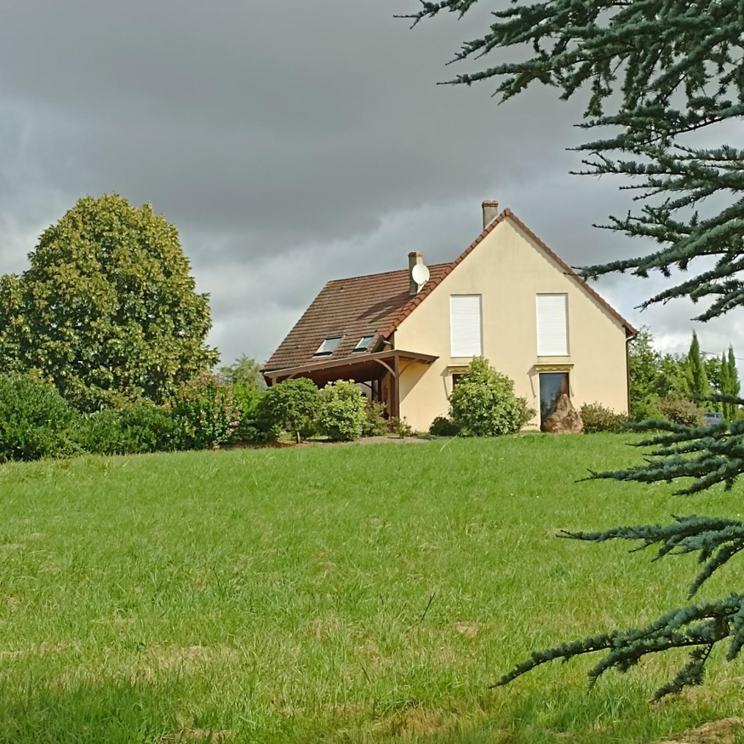  te koop vrijstaand Cercy-la-Tour Nièvre 1