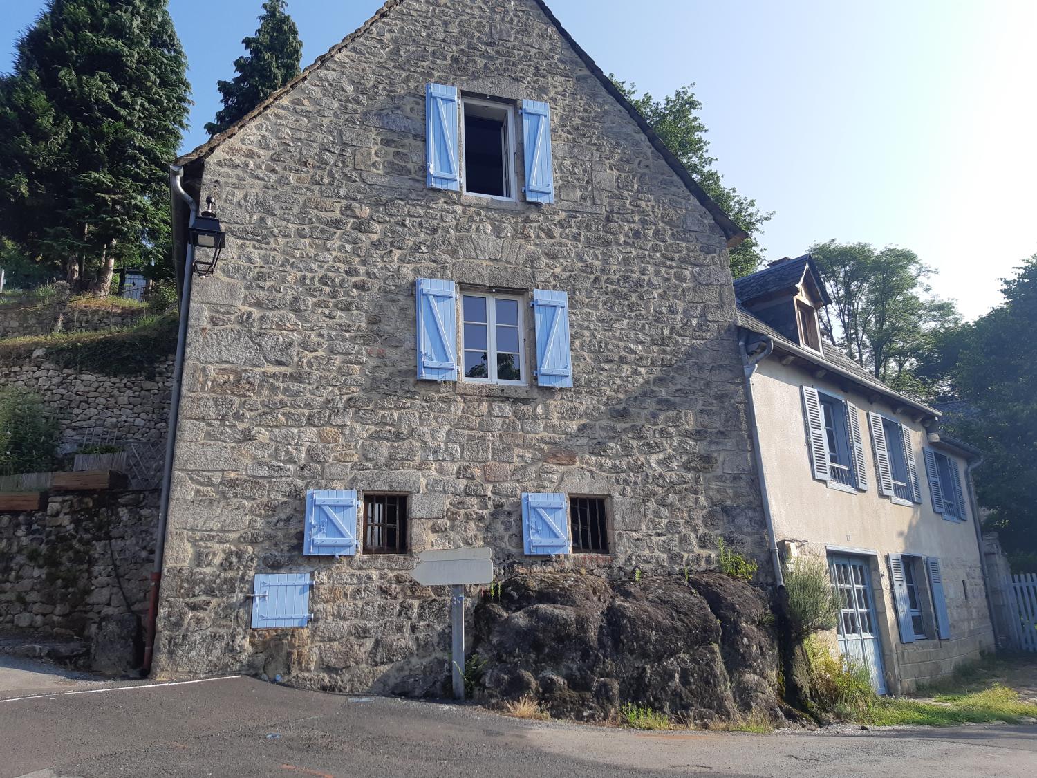  te koop vrijstaand La Roche-Canillac Corrèze 2