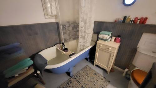  te koop vrijstaand Saint-Denis-le-Gast Manche 23