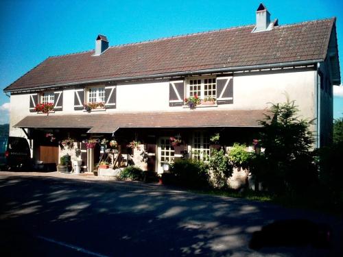 Montigny-en-Morvan Nièvre vrijstaand foto 7304518