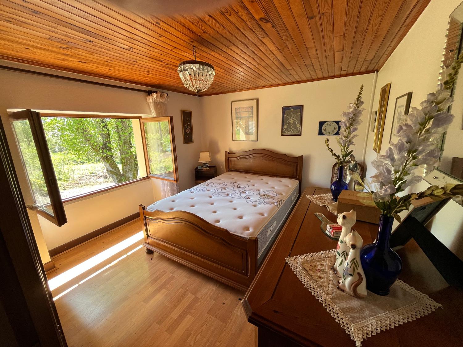  te koop vrijstaand Planchez Nièvre 9