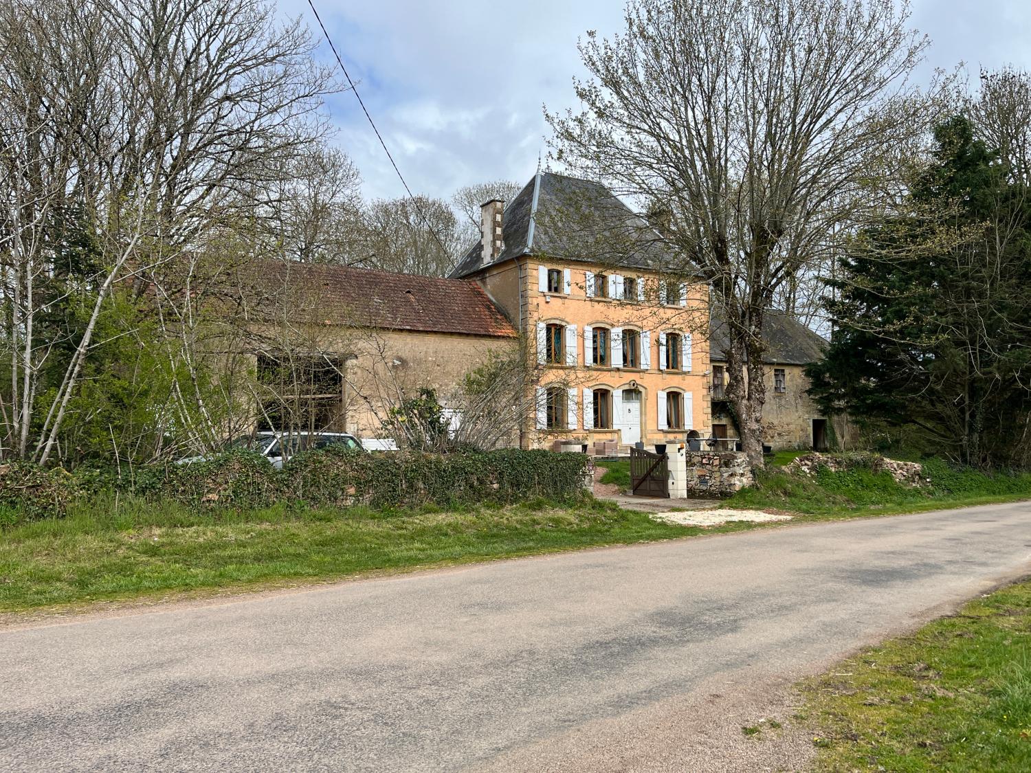  te koop herenhuis Saint-Franchy Nièvre 24