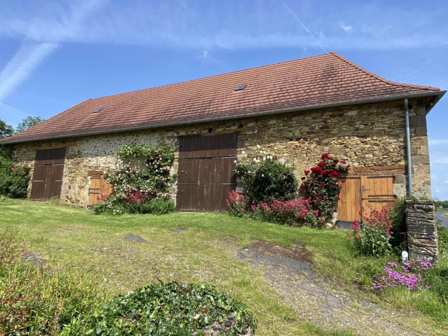 te koop vrijstaand Juillac Corrèze 2