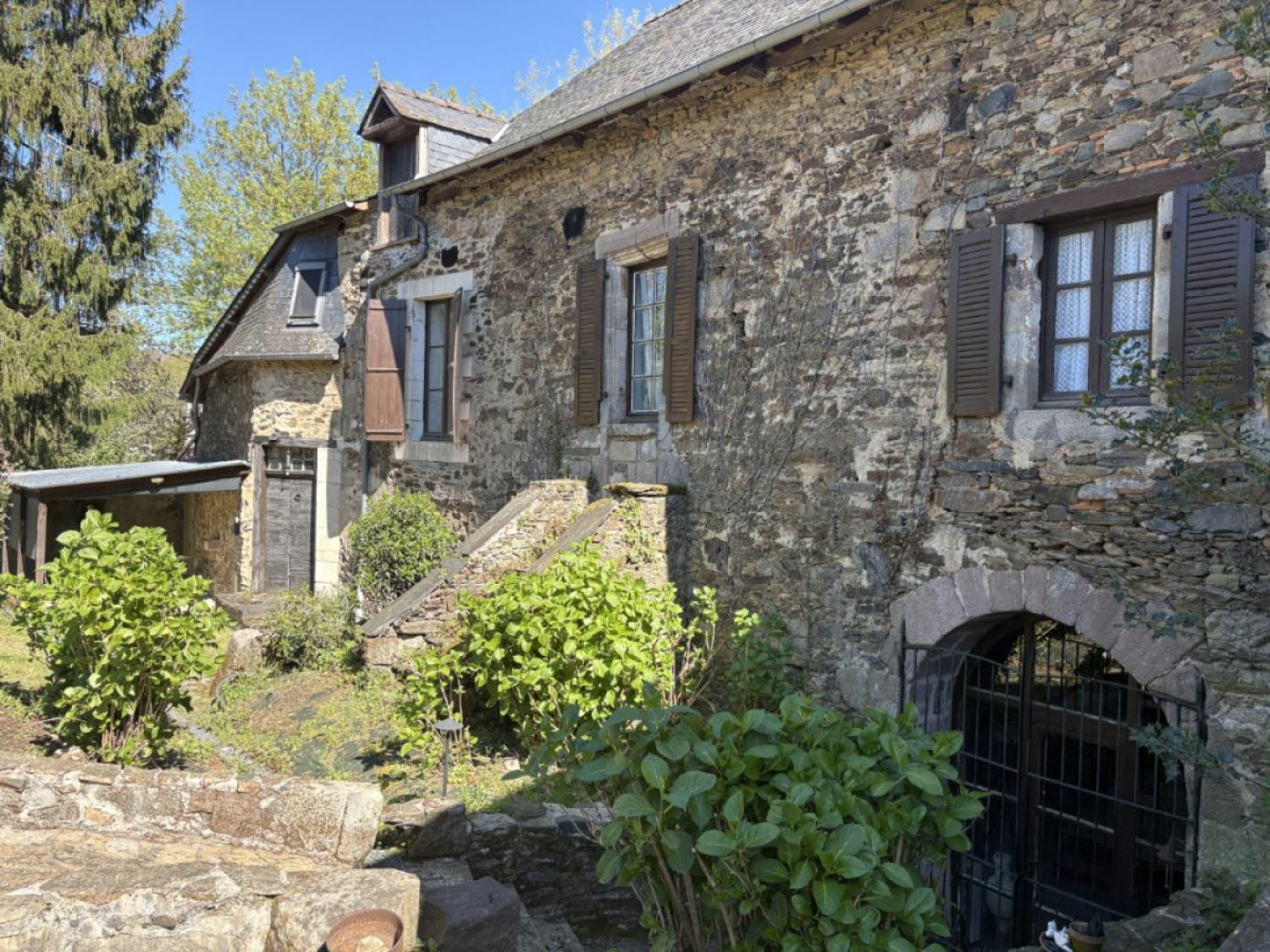  te koop vrijstaand Saint-Solve Corrèze 2