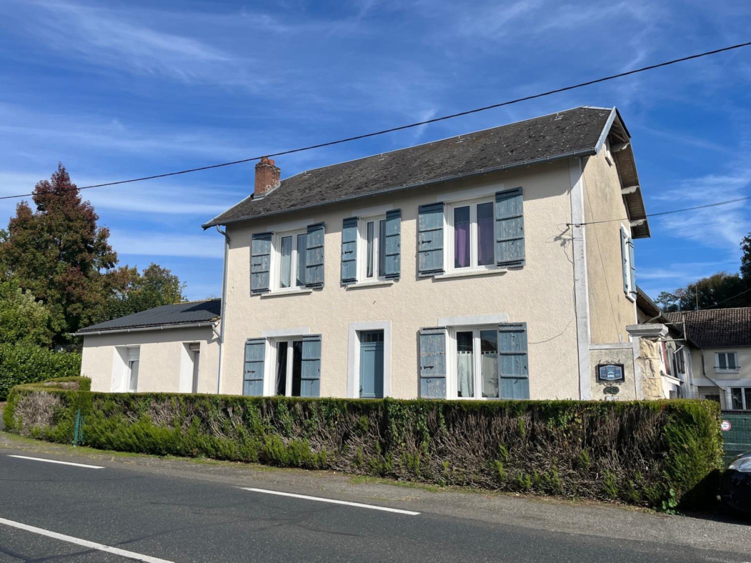  te koop gîtes/ chambres d'hôtes La Coquille Dordogne 2