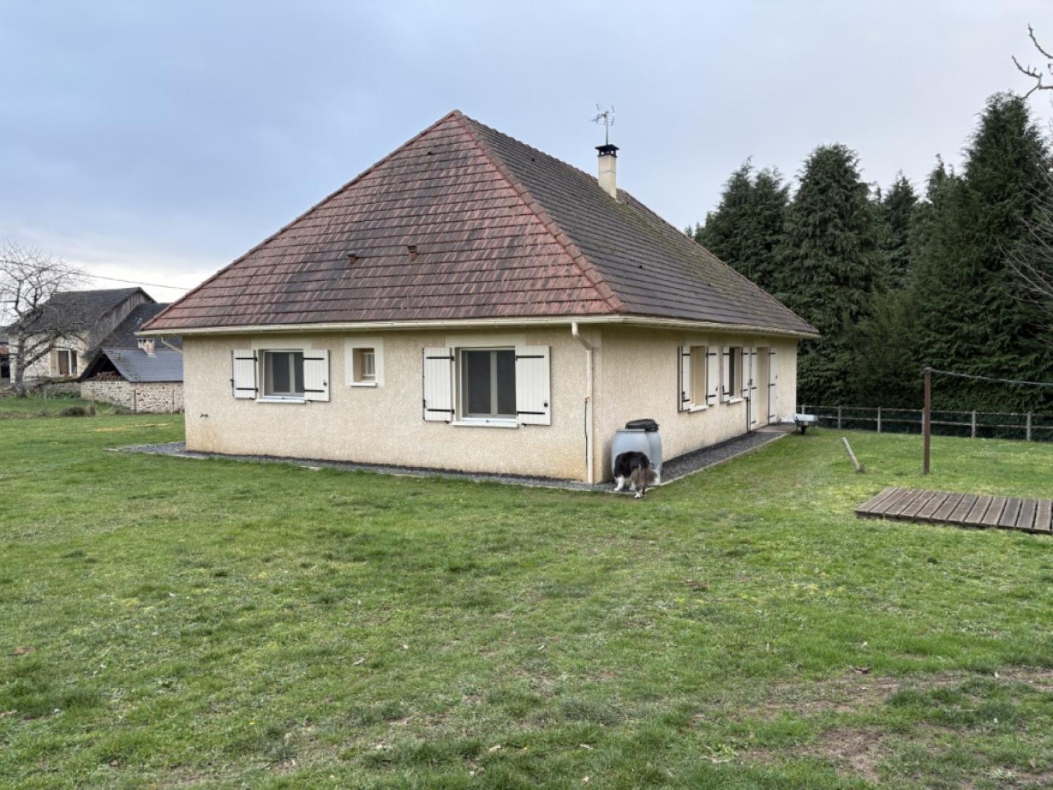  te koop vrijstaand Vignols Corrèze 16