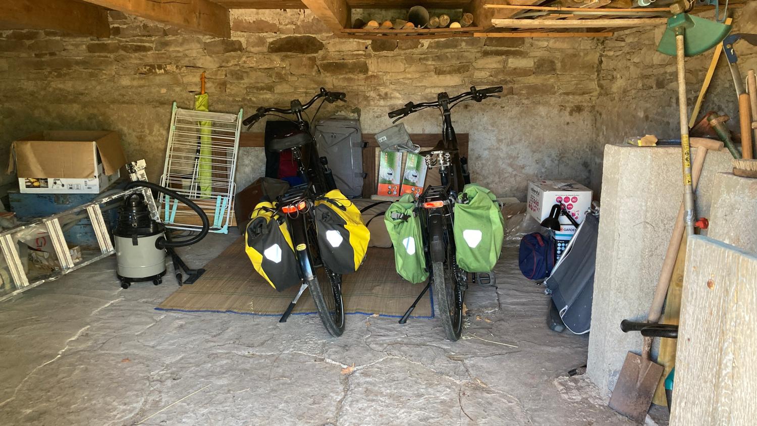 te koop boerderij Saint-Sernin-sur-Rance Aveyron 34
