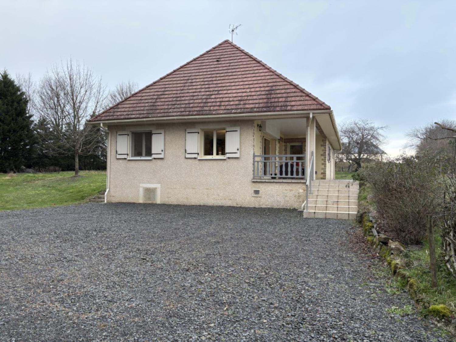  te koop vrijstaand Vignols Corrèze 17