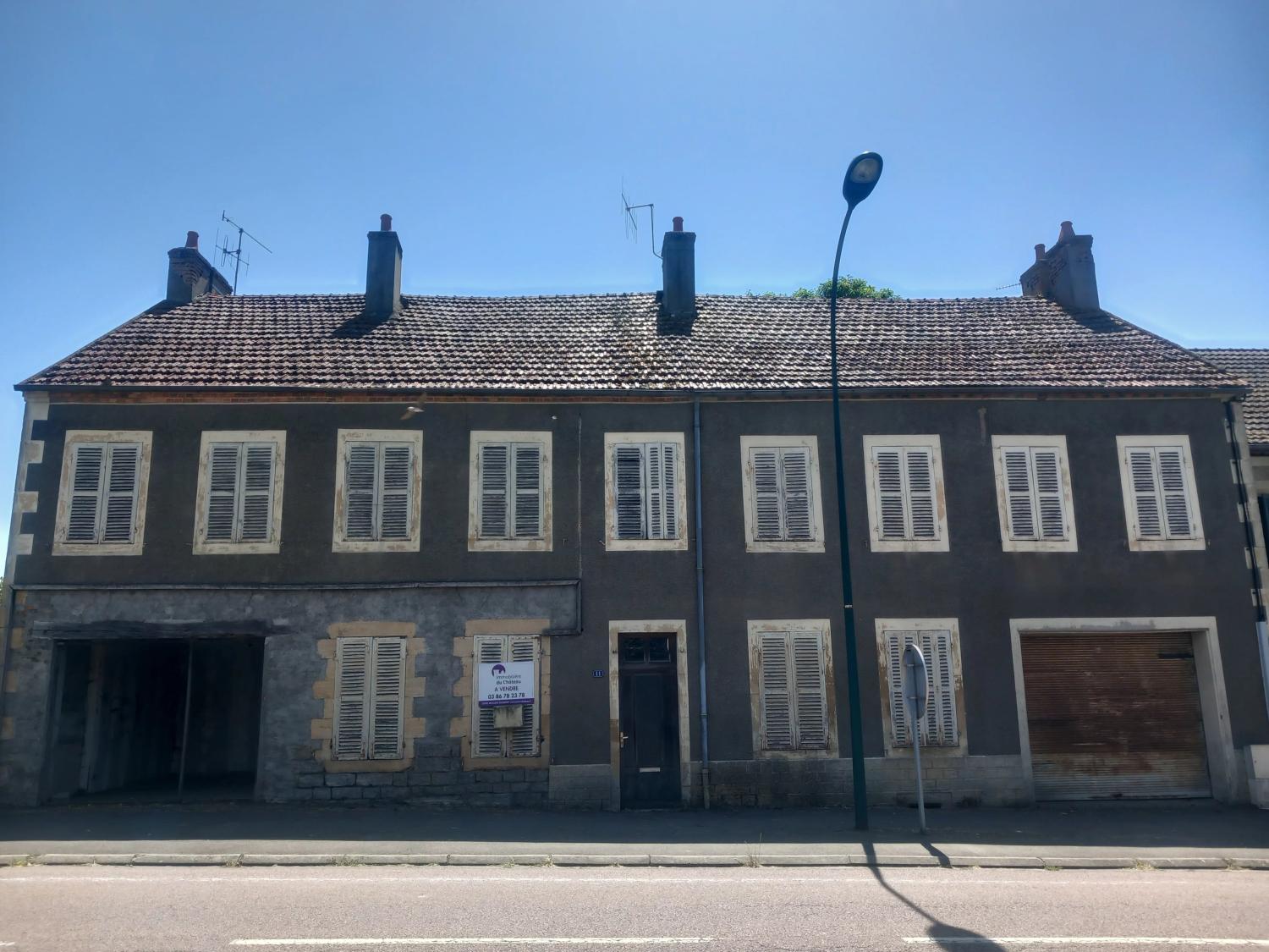  te koop gebouw Fours Nièvre 1
