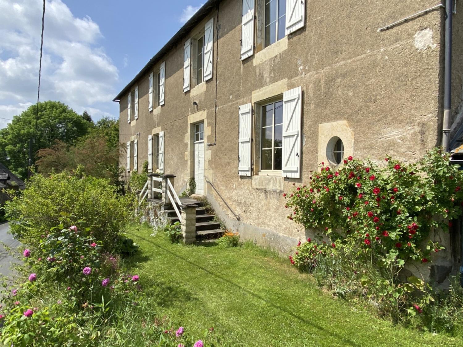 te koop vrijstaand Juillac Corrèze 17