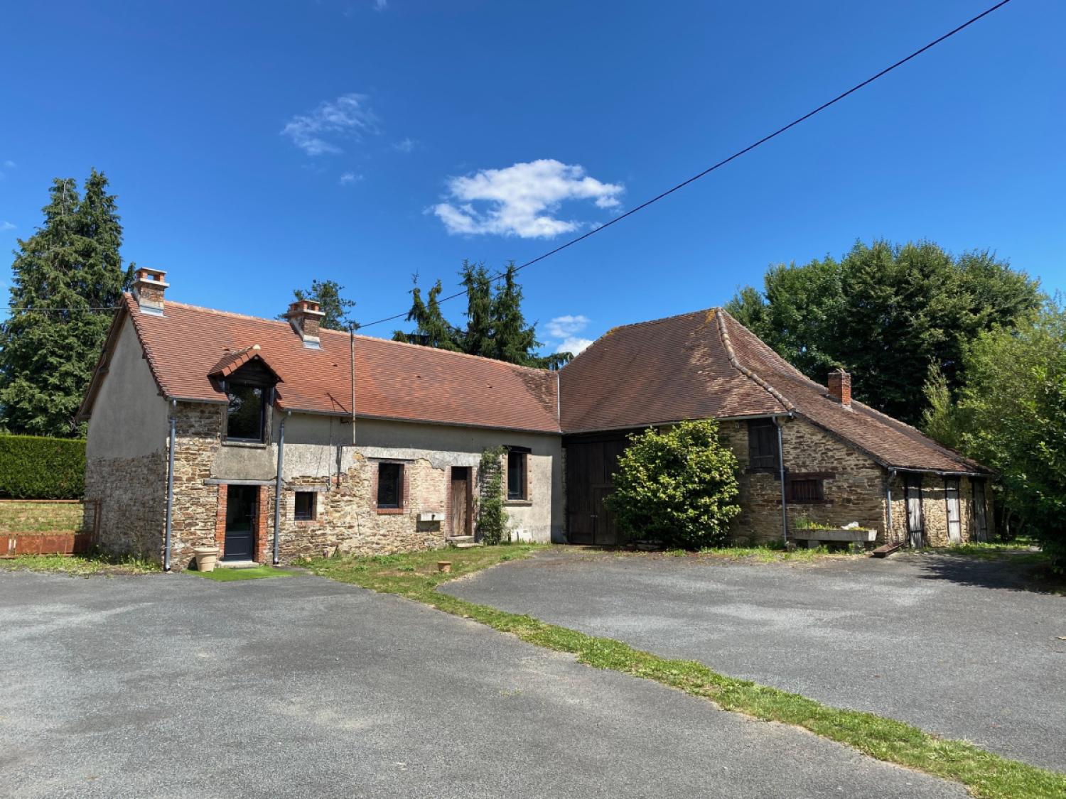 te koop dorpsboerderij Coussac-Bonneval Haute-Vienne 2
