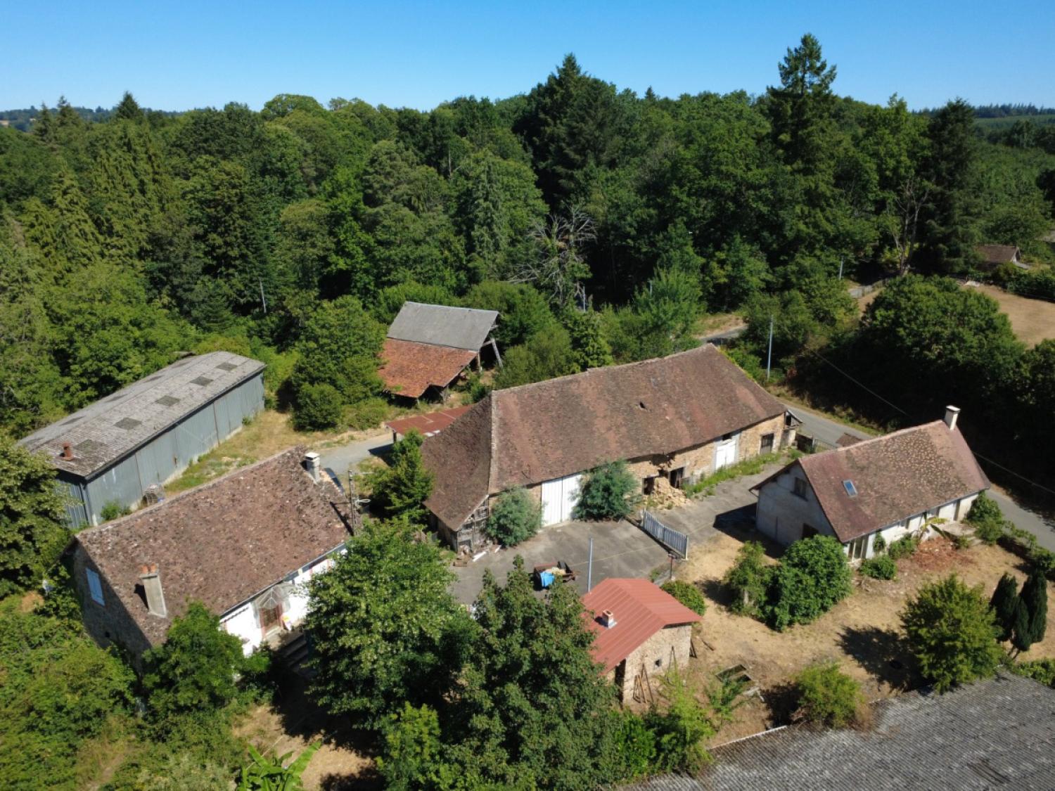 te koop boerderij Coussac-Bonneval Haute-Vienne 1