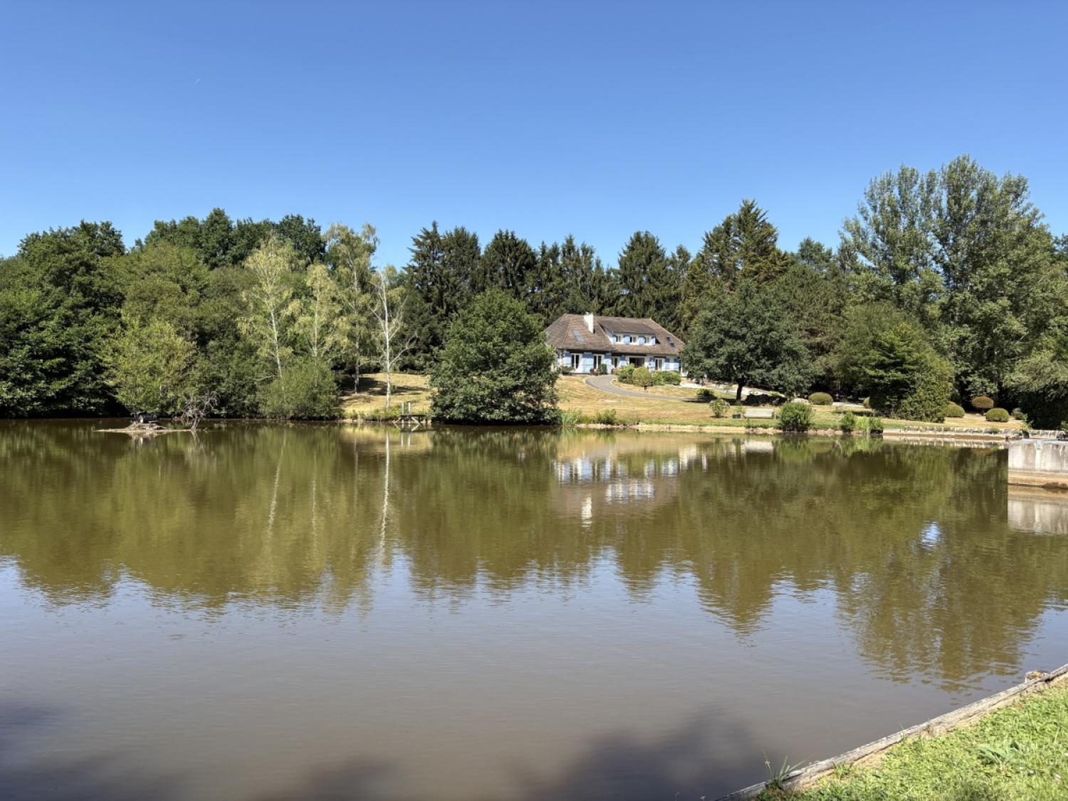 te koop villa Coussac-Bonneval Haute-Vienne 34