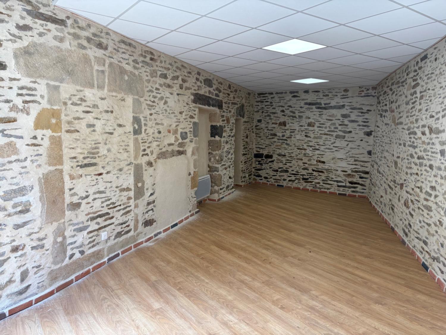 te koop gebouw Saint-Yrieix-la-Perche Haute-Vienne 4