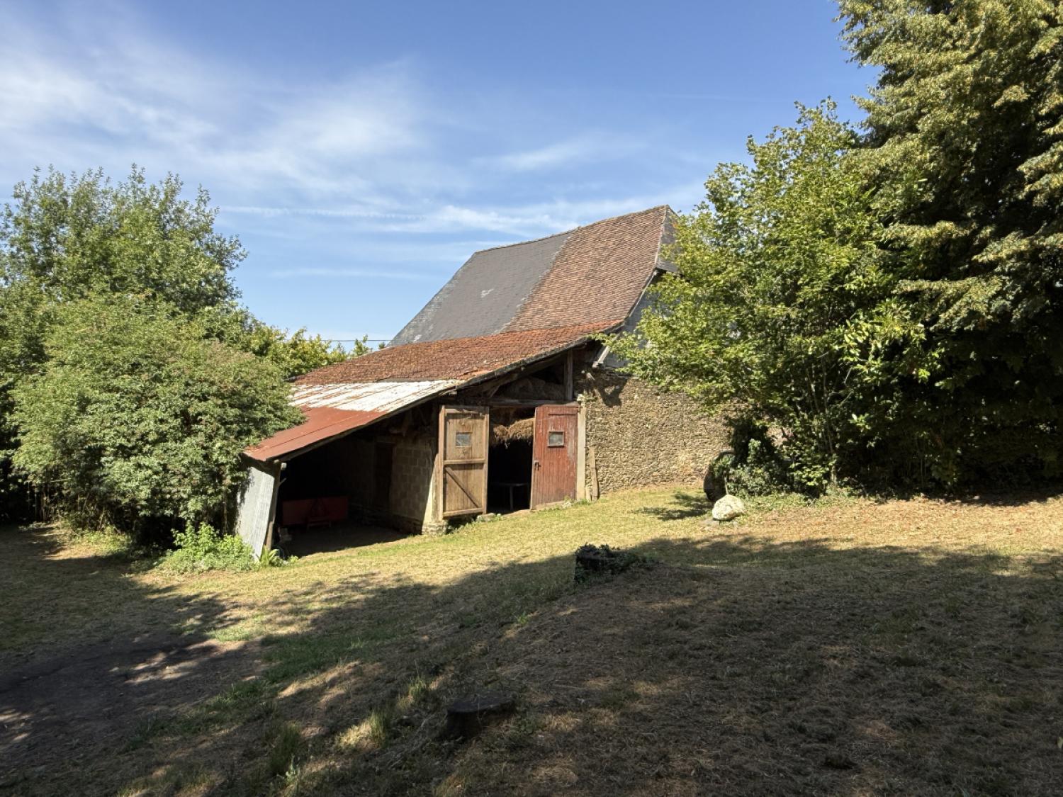 te koop boerderij Concèze Corrèze 24